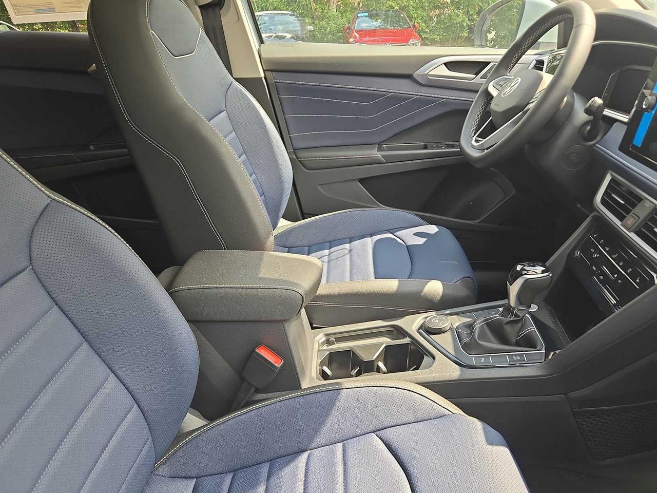 2025 Volkswagen Taos SEL Wellesley MA