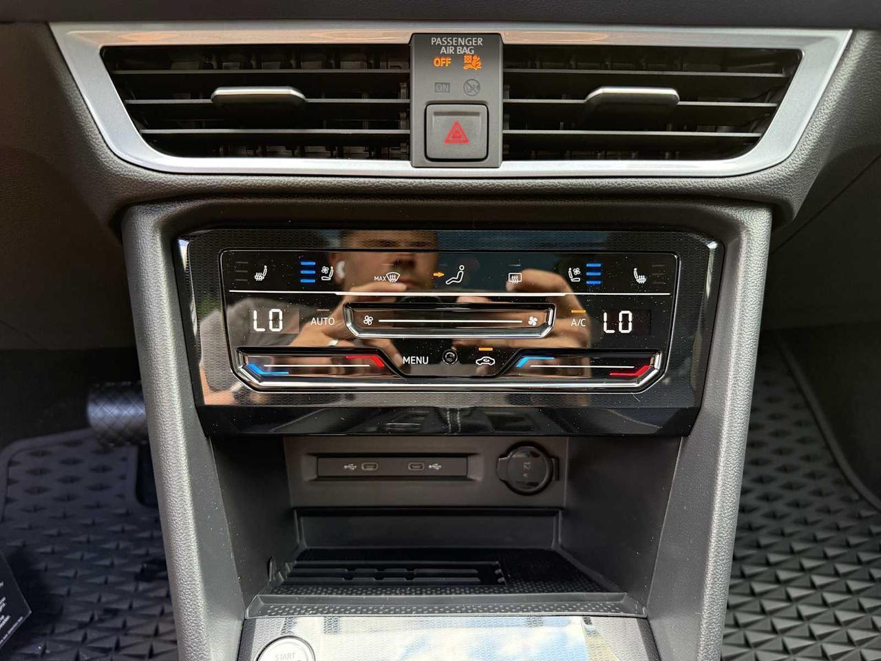 2025 Volkswagen Taos SEL Westborough MA