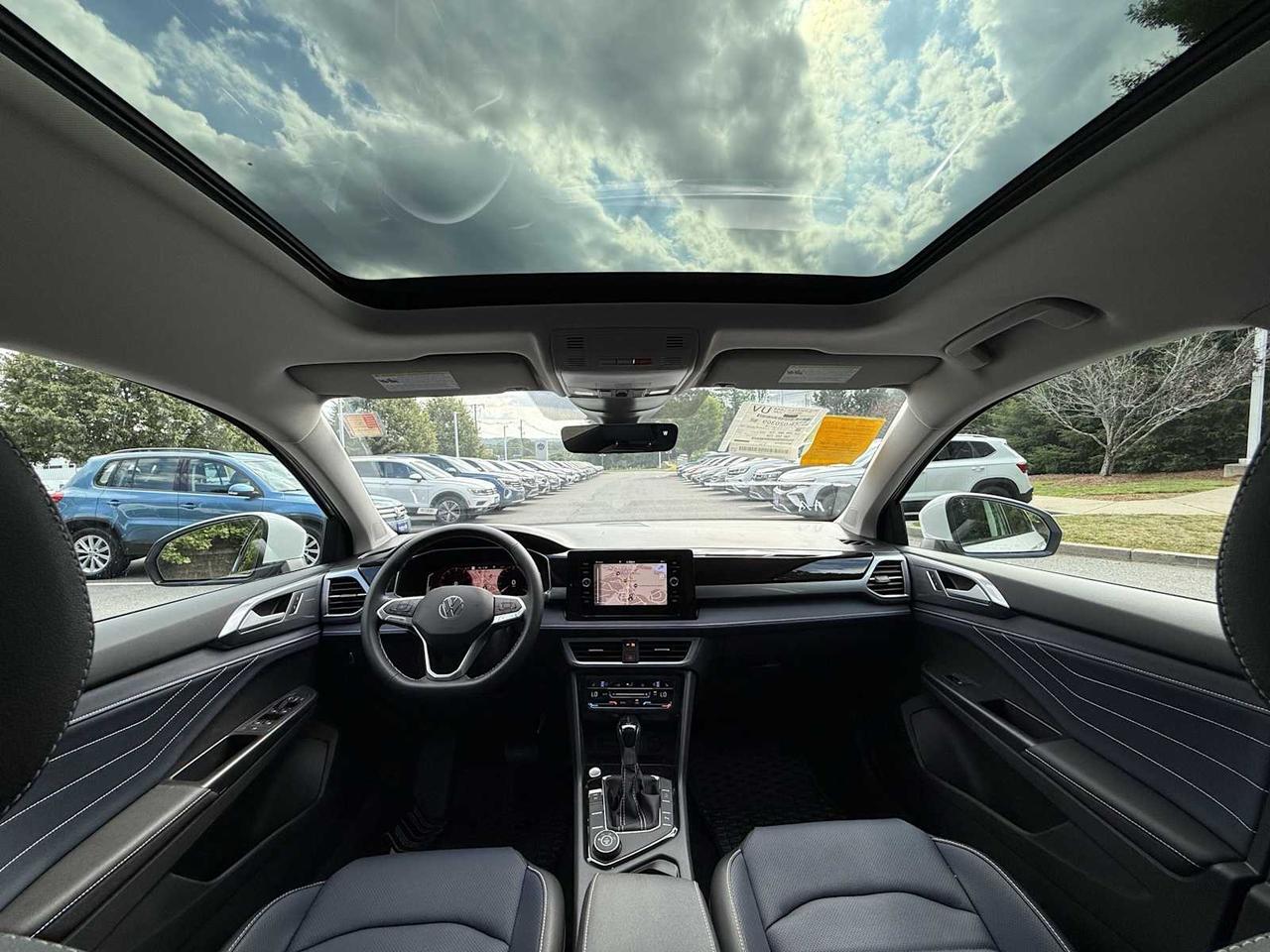2025 Volkswagen Taos SEL Westborough MA