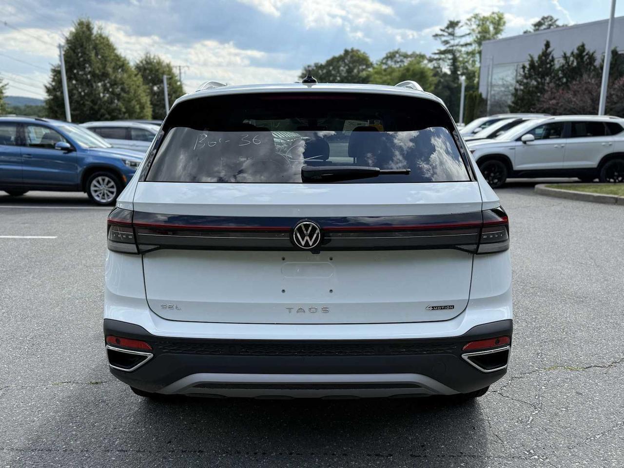 2025 Volkswagen Taos SEL Westborough MA