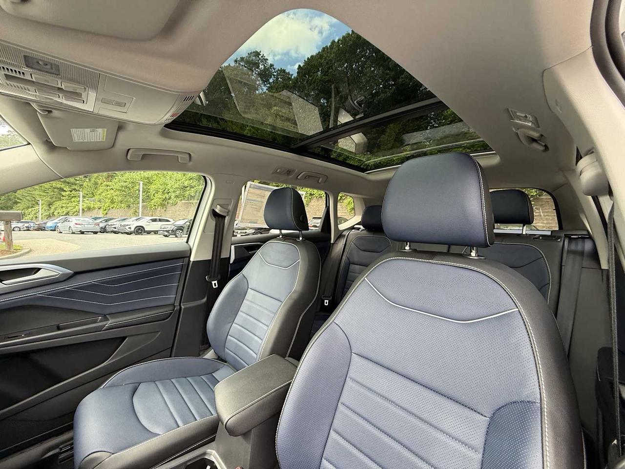 2025 Volkswagen Taos SEL Westborough MA