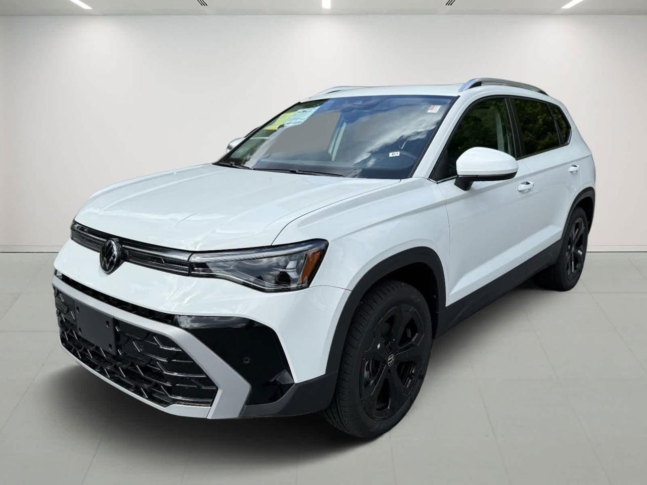 2025 Volkswagen Taos SEL Westborough MA