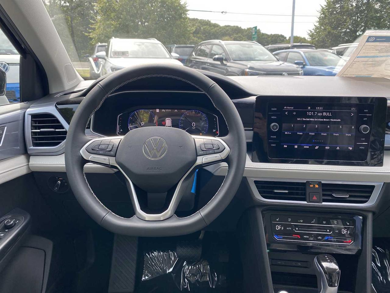 2025 Volkswagen Taos SEL Westborough MA