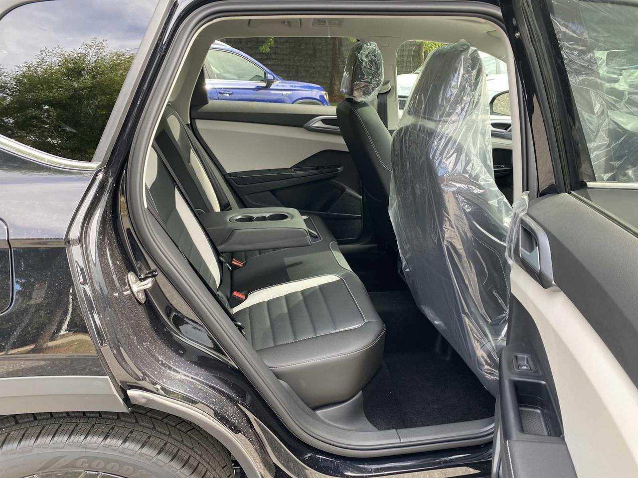 2025 Volkswagen Taos SEL Westborough MA