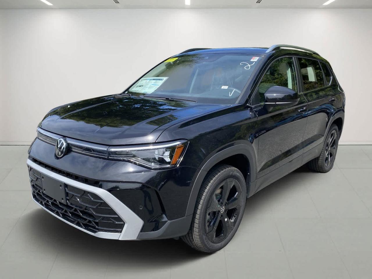 2025 Volkswagen Taos SEL Westborough MA