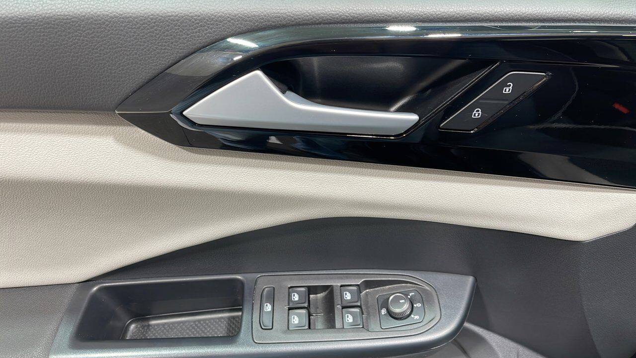 2025 Volkswagen Taos Trendline Sherwood Park AB