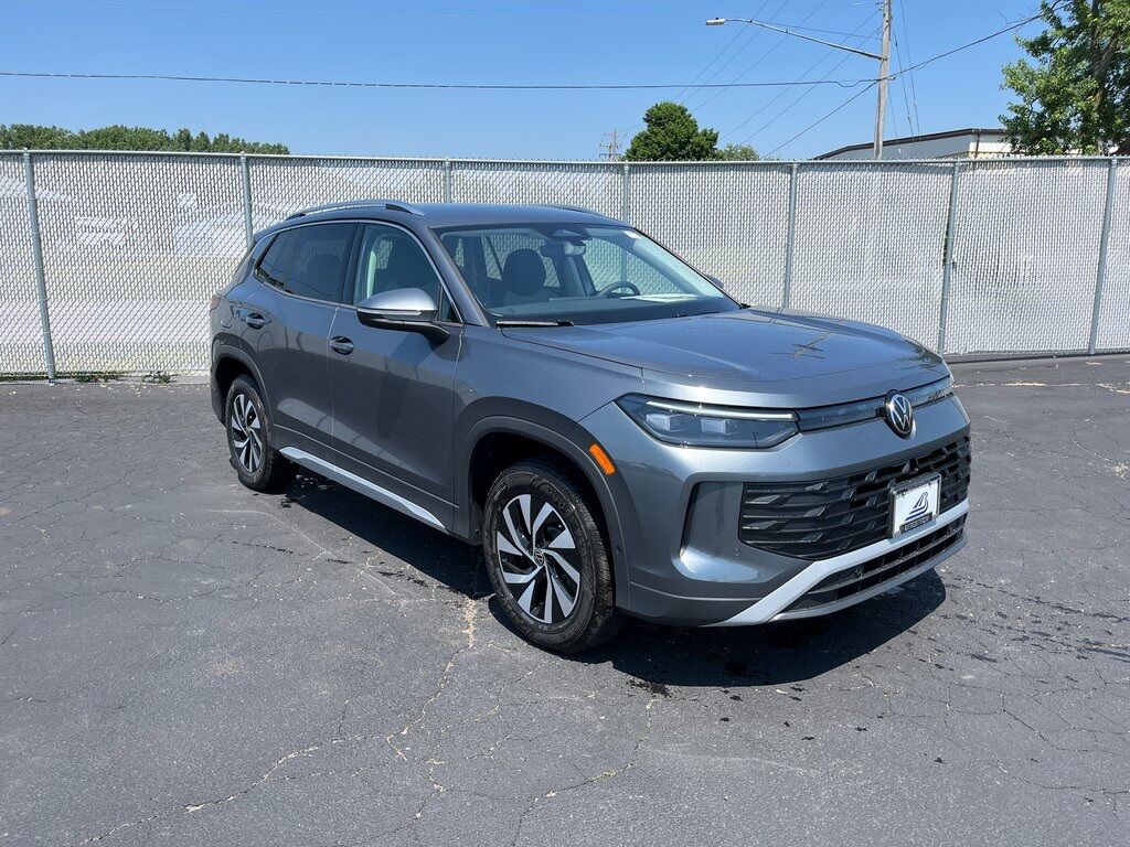 2025 Volkswagen Tiguan 2.0T S Green Bay WI
