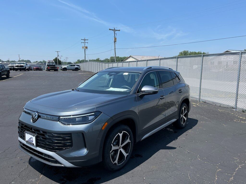 2025 Volkswagen Tiguan 2.0T SE Green Bay WI