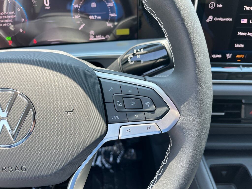 2025 Volkswagen Tiguan 2.0T SE Green Bay WI