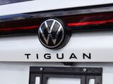 2025 Volkswagen Tiguan 2.0T SE R-Line Black Oshkosh WI