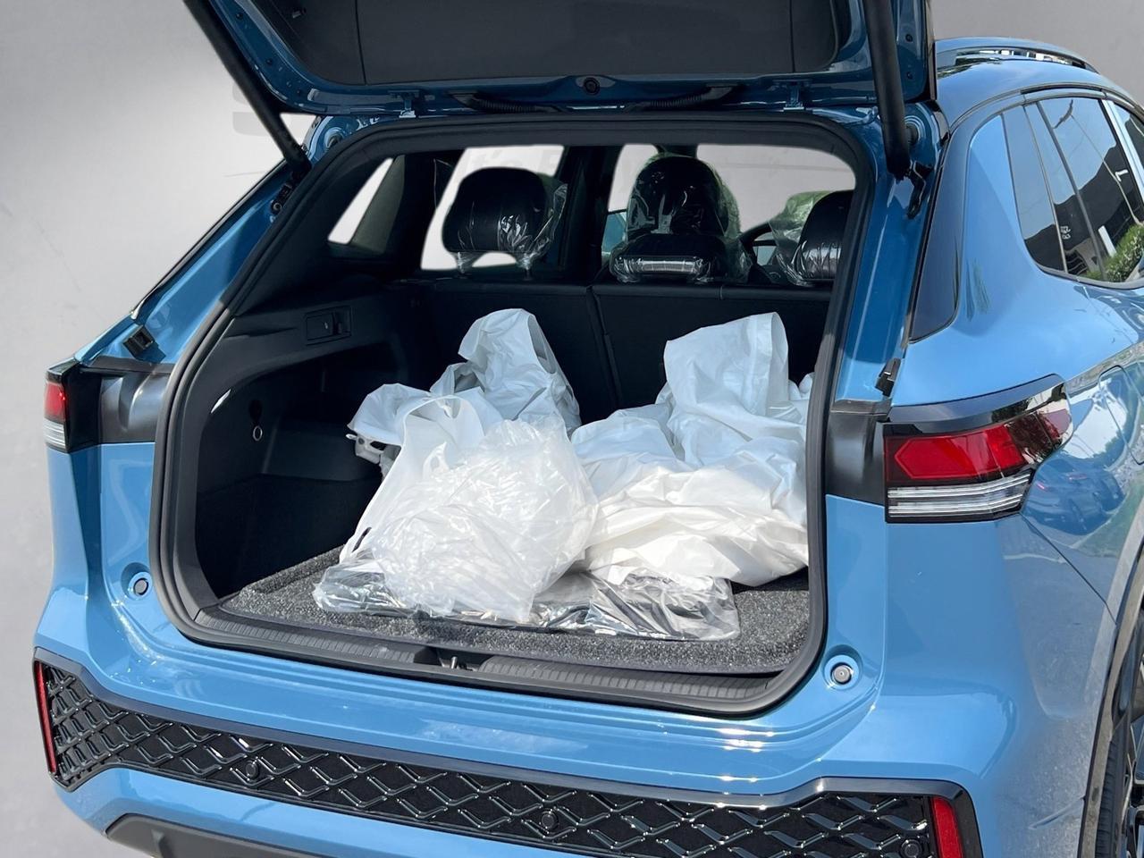 2025 Volkswagen Tiguan 2.0T SE R-Line Black Hagerstown MD