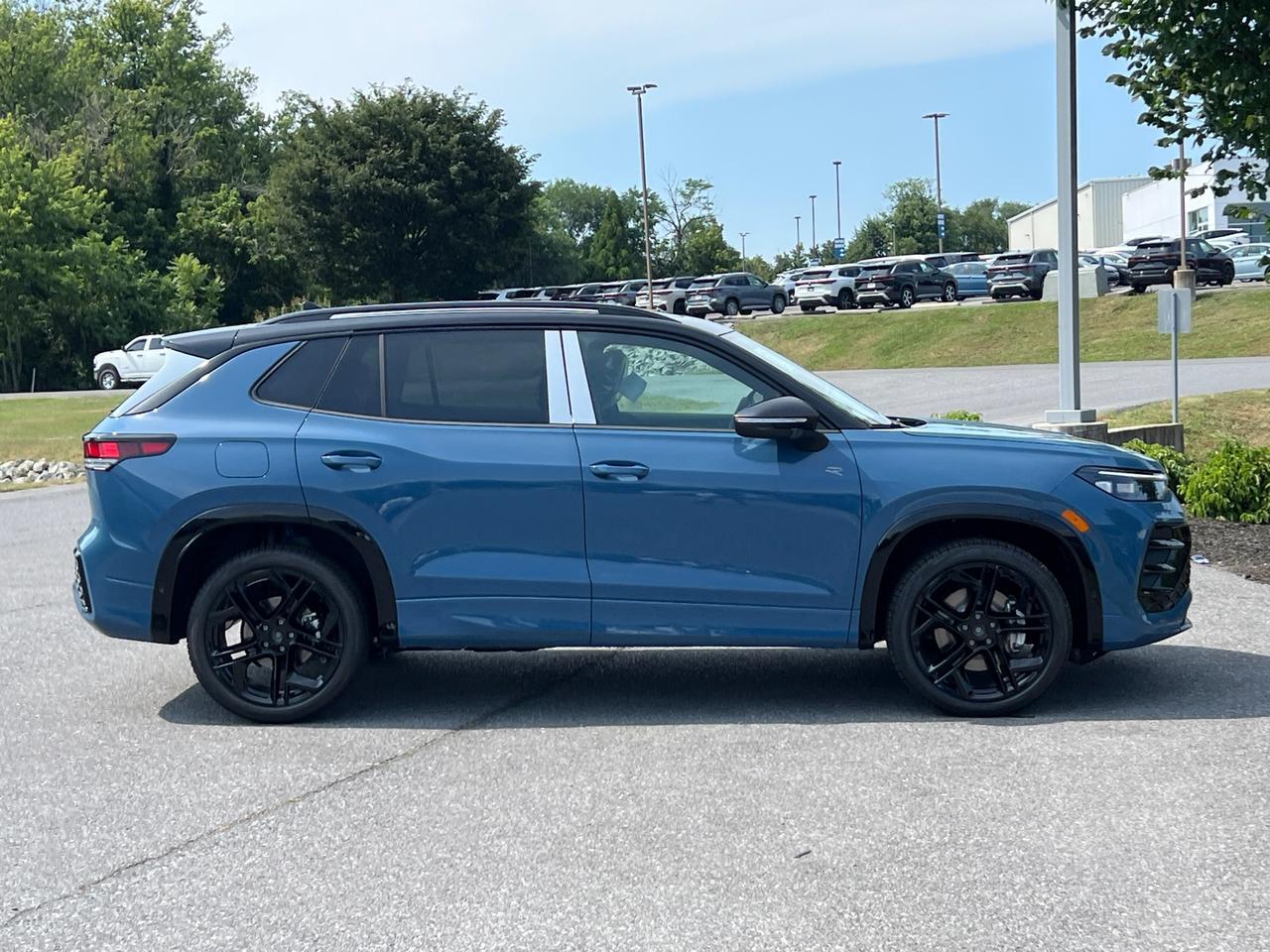 2025 Volkswagen Tiguan 2.0T SE R-Line Black Hagerstown MD