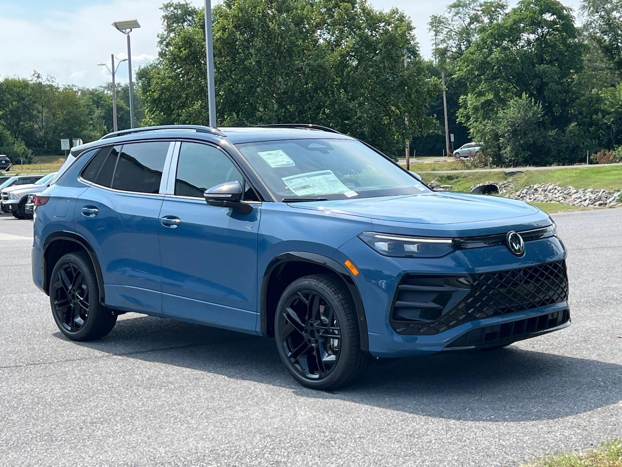 2025 Volkswagen Tiguan 2.0T SE R-Line Black Hagerstown MD