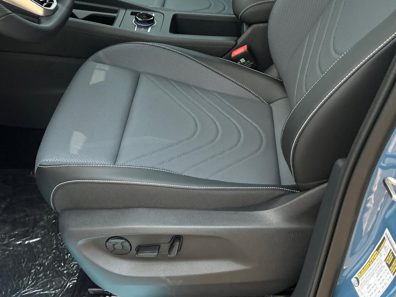 2025 Volkswagen Tiguan 2.0T SE R-Line Black Hagerstown MD