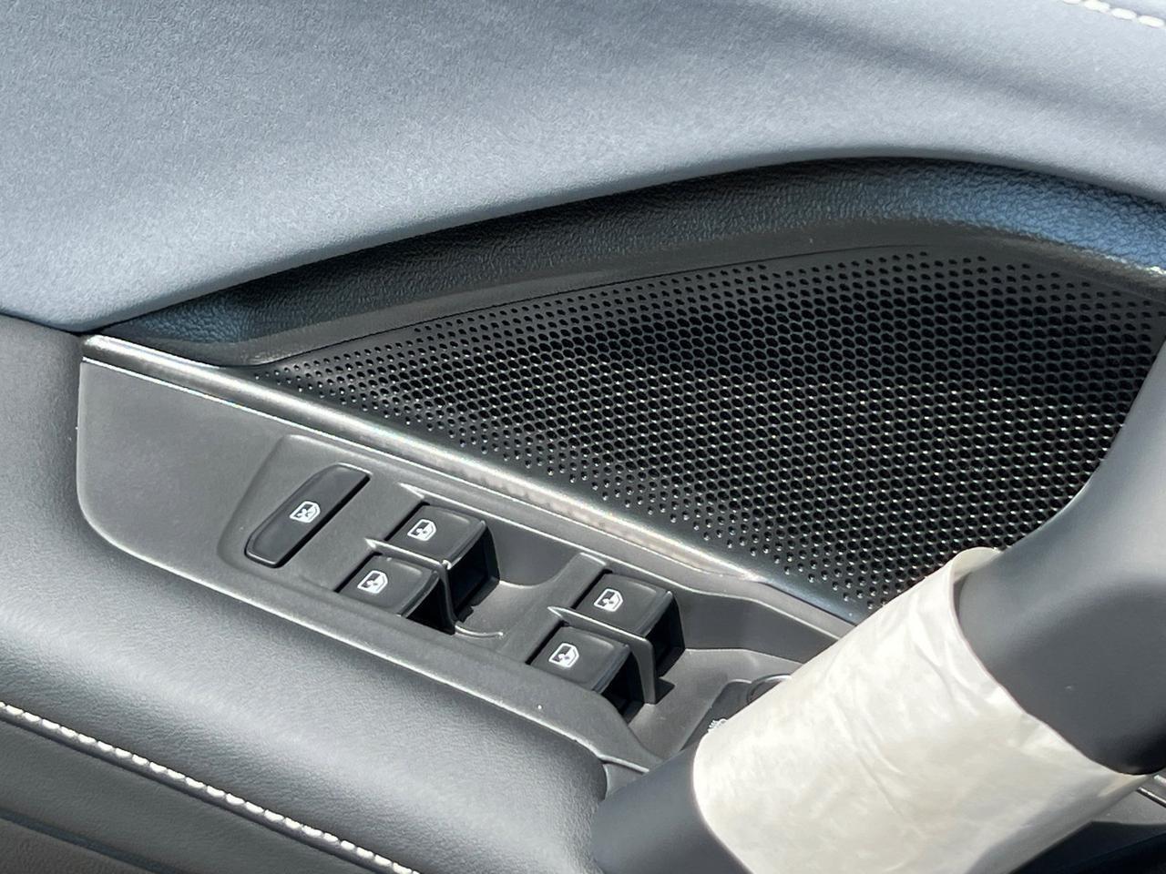 2025 Volkswagen Tiguan 2.0T SE R-Line Black Hagerstown MD