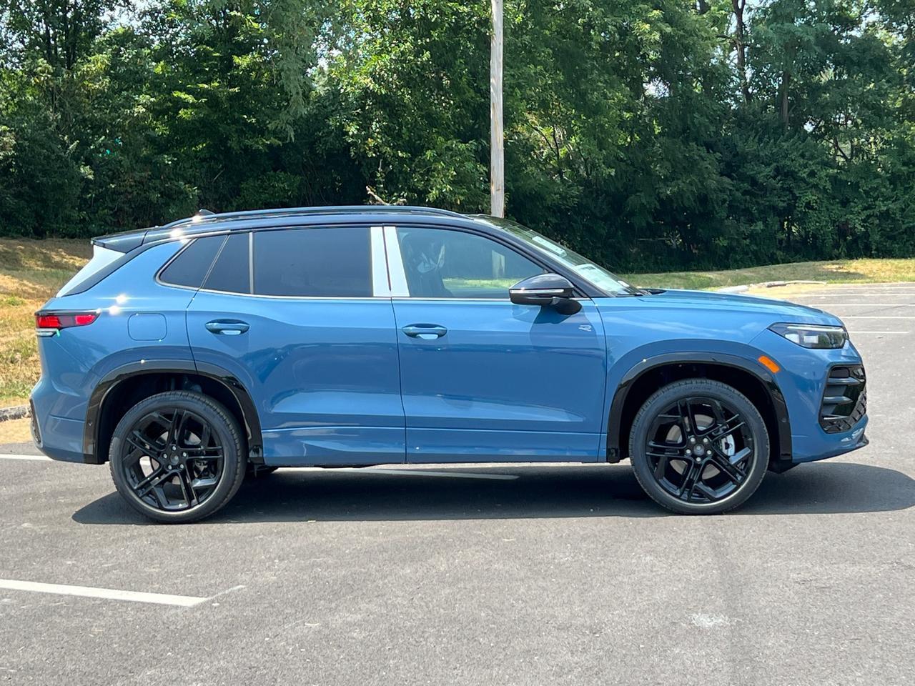2025 Volkswagen Tiguan 2.0T SE R-Line Black Hagerstown MD