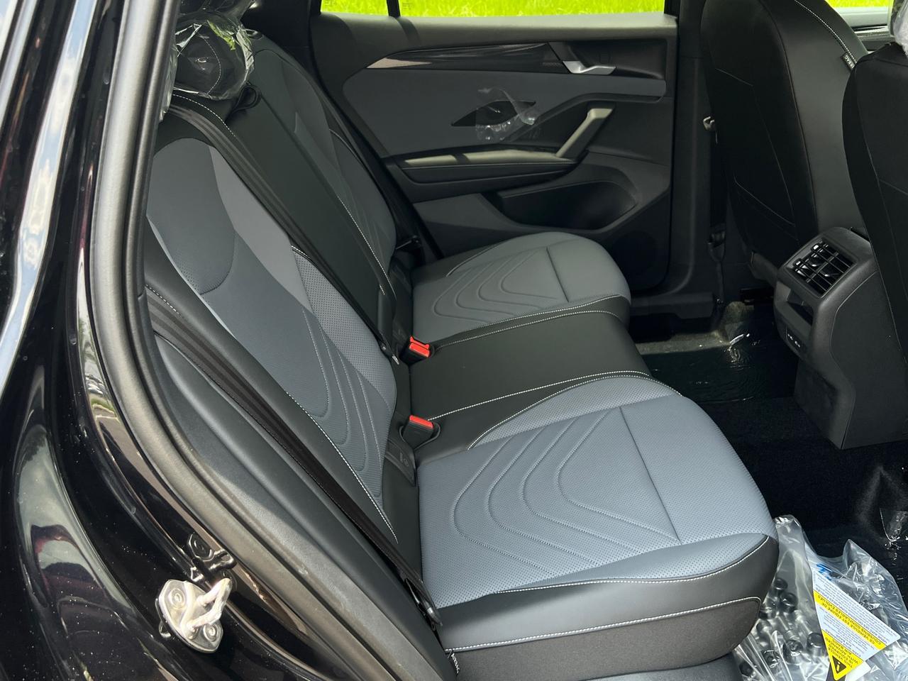 2025 Volkswagen Tiguan 2.0T SE R-Line Black Hagerstown MD