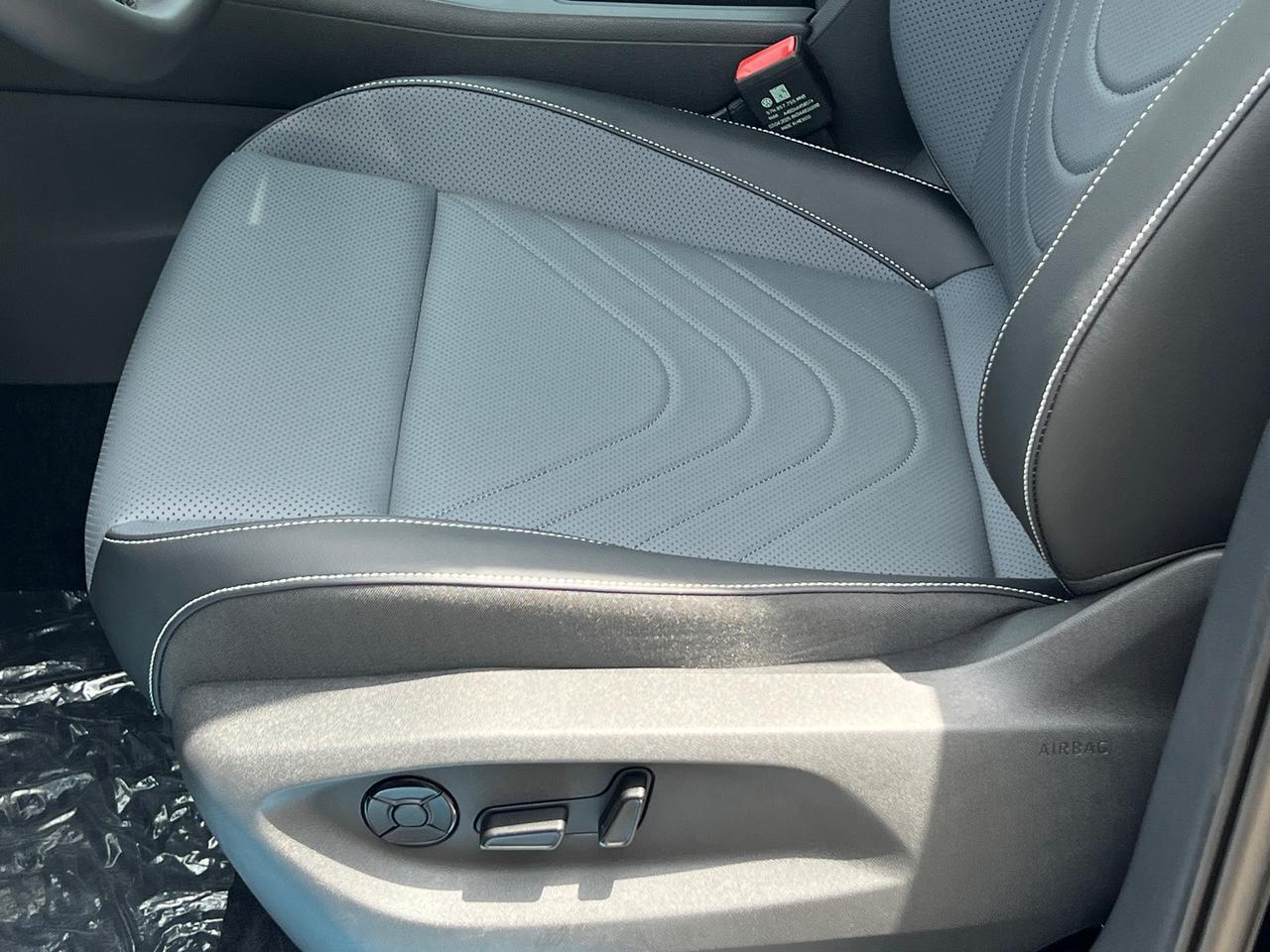 2025 Volkswagen Tiguan 2.0T SE R-Line Black Hagerstown MD
