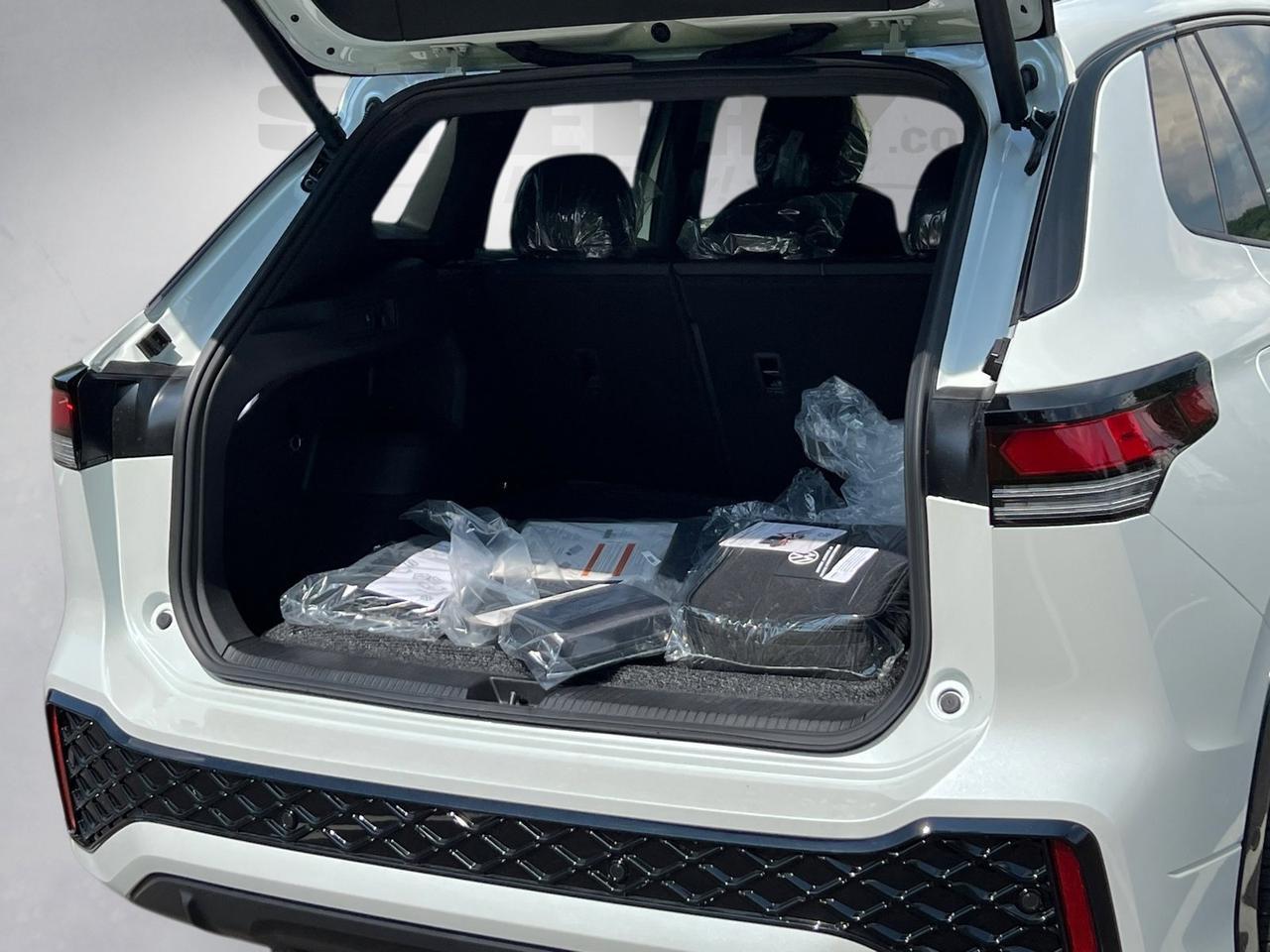 2025 Volkswagen Tiguan 2.0T SE R-Line Black Hagerstown MD