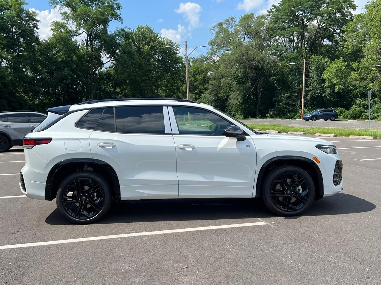 2025 Volkswagen Tiguan 2.0T SE R-Line Black Hagerstown MD