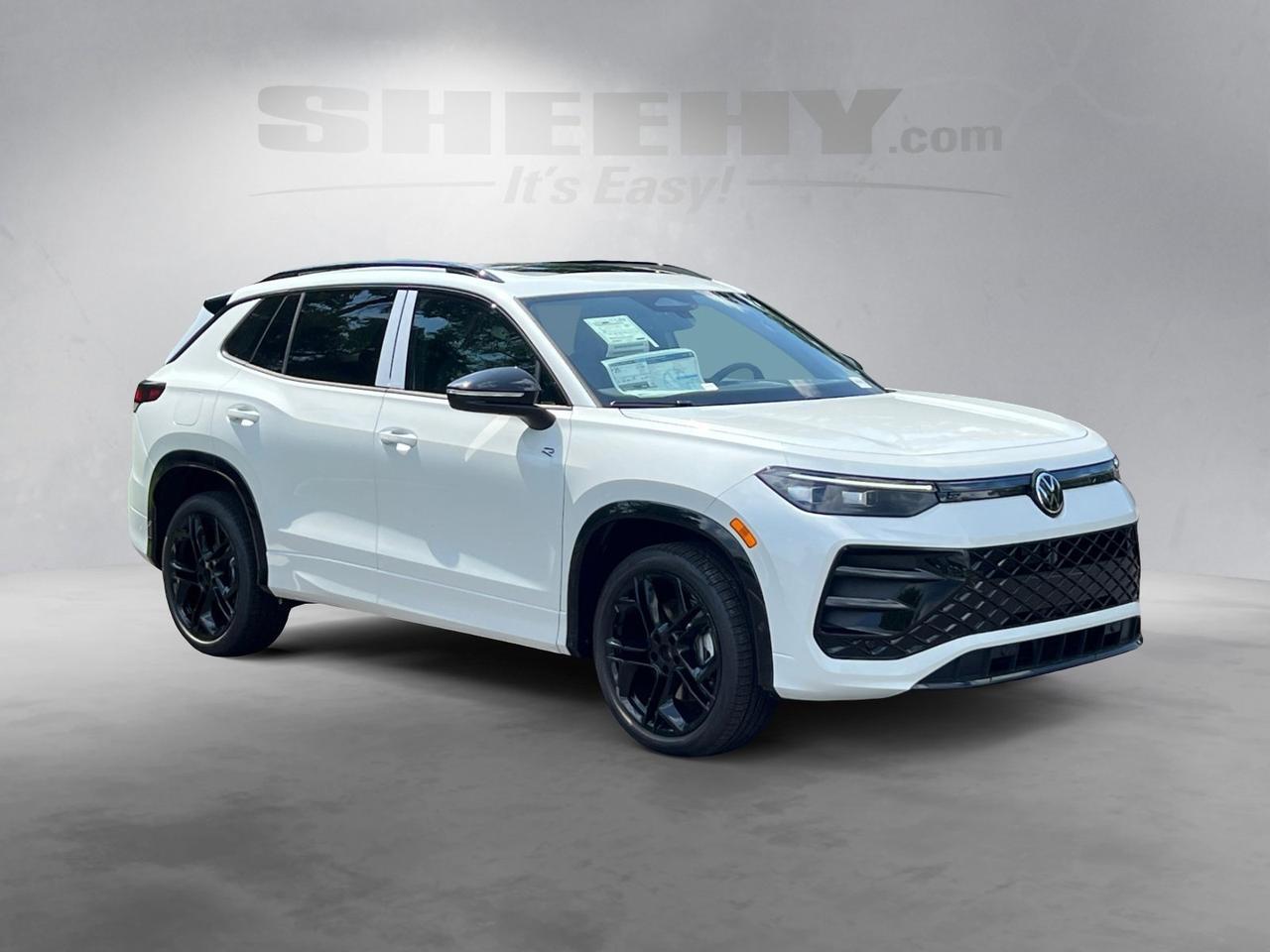 2025 Volkswagen Tiguan 2.0T SE R-Line Black Hagerstown MD