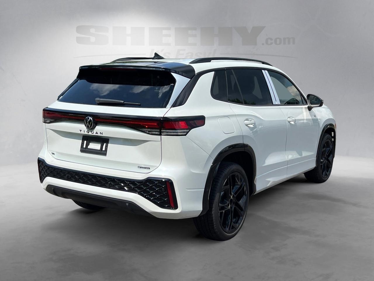 2025 Volkswagen Tiguan 2.0T SE R-Line Black Hagerstown MD