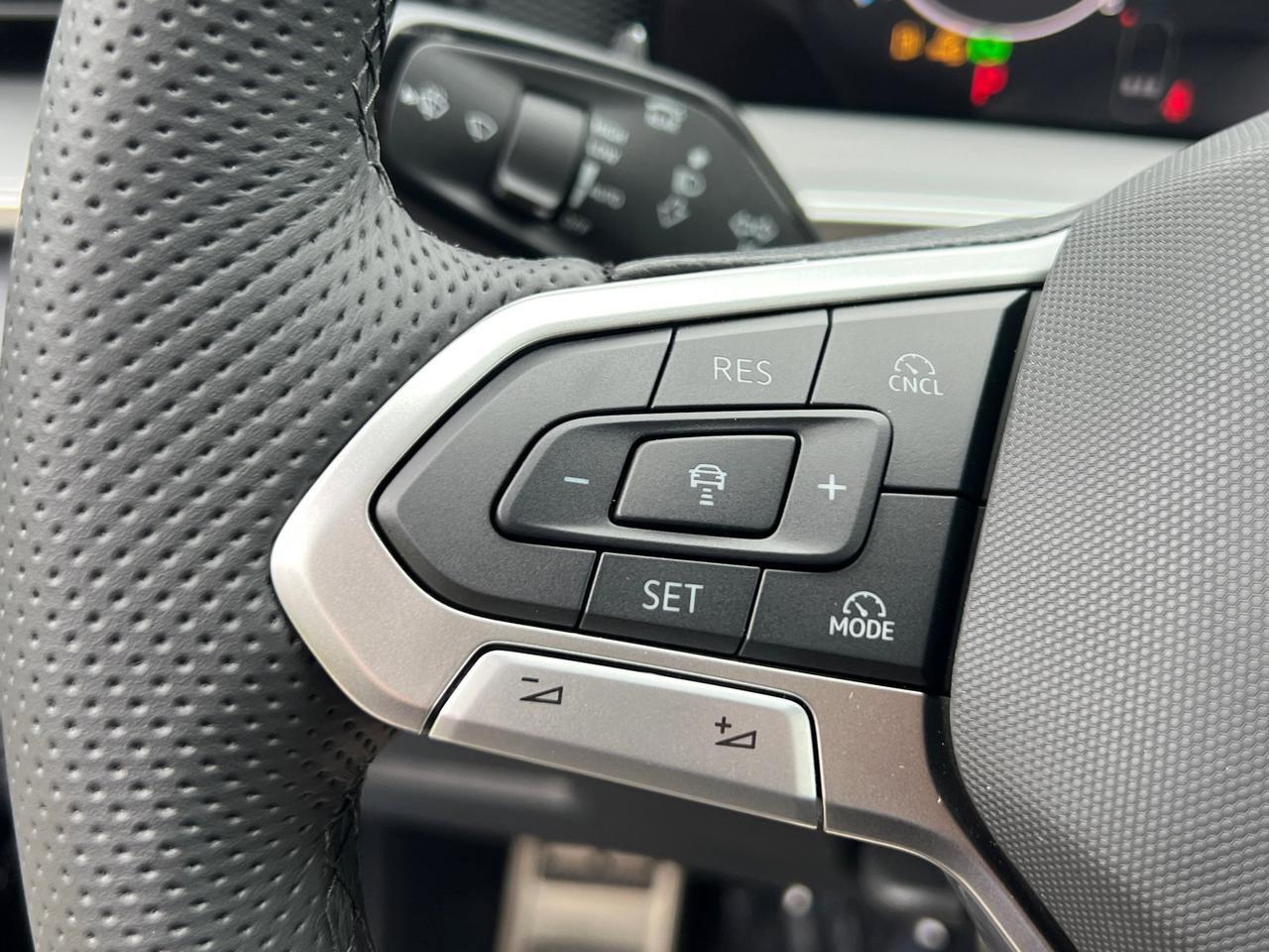 2025 Volkswagen Tiguan 2.0T SE R-Line Black Hagerstown MD