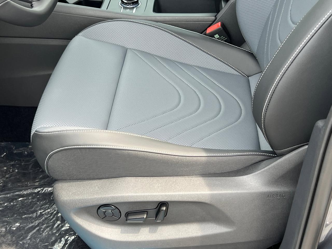 2025 Volkswagen Tiguan 2.0T SE R-Line Black Hagerstown MD