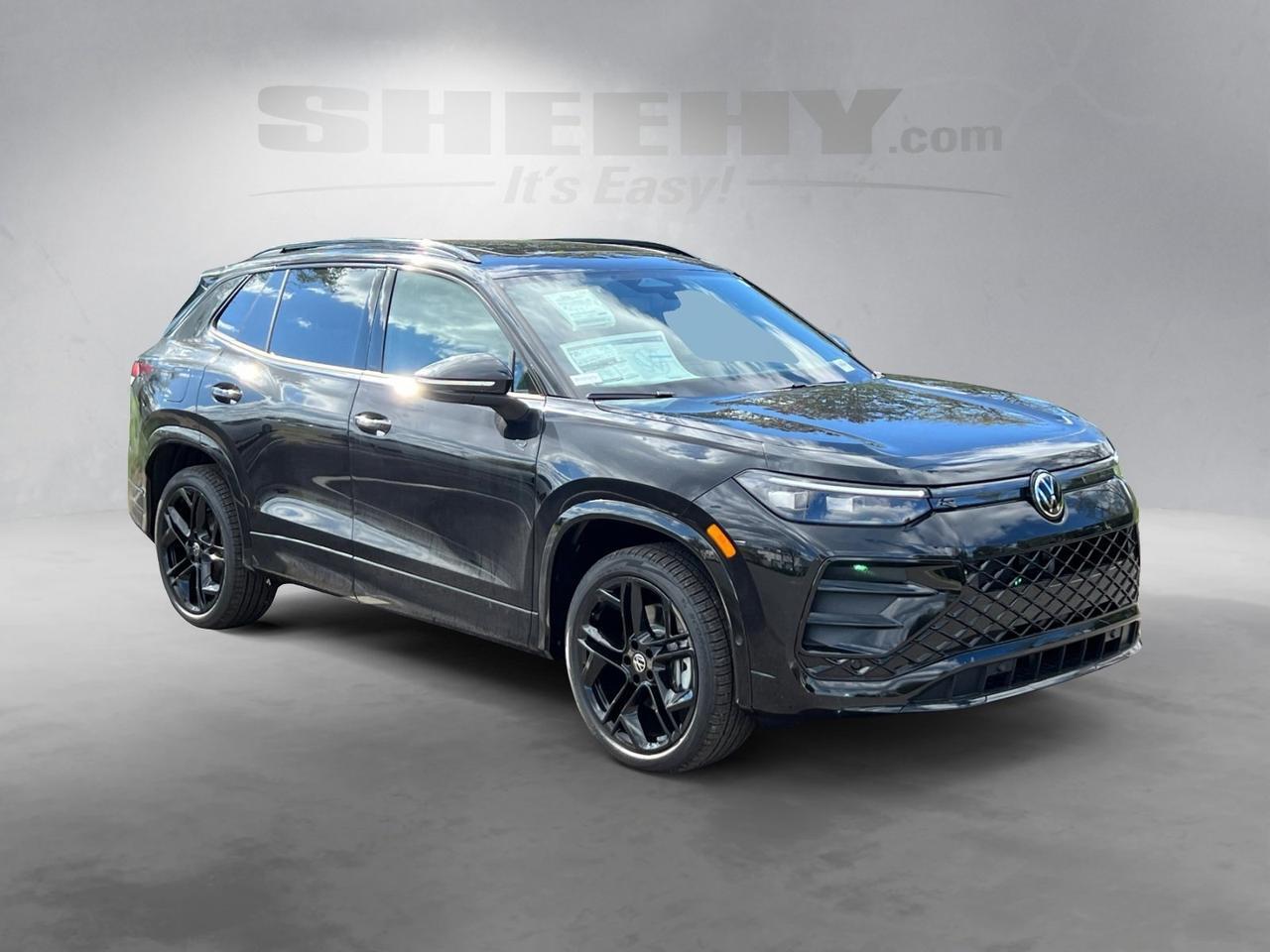 2025 Volkswagen Tiguan 2.0T SE R-Line Black Hagerstown MD