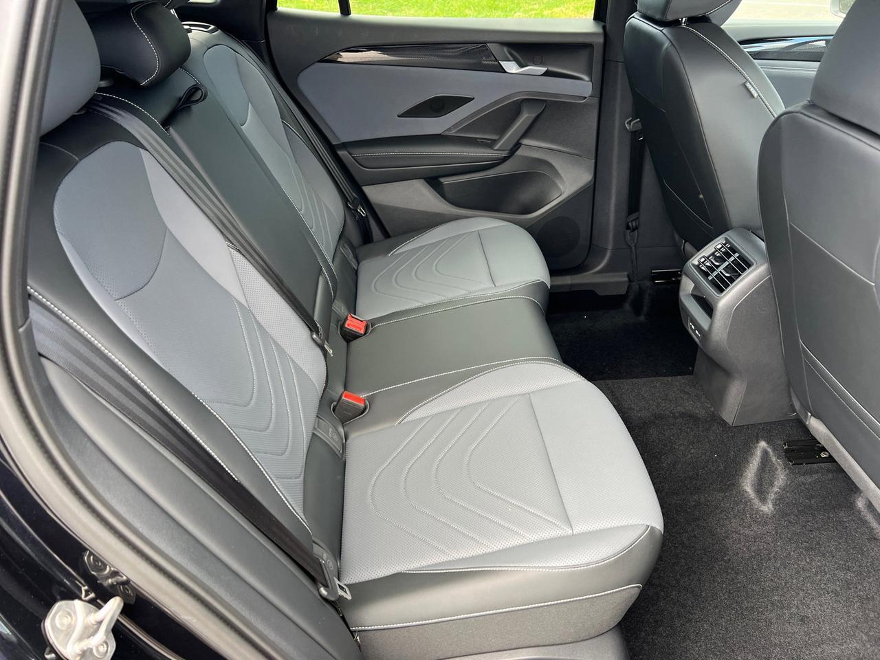 2025 Volkswagen Tiguan 2.0T SE R-Line Black Hagerstown MD