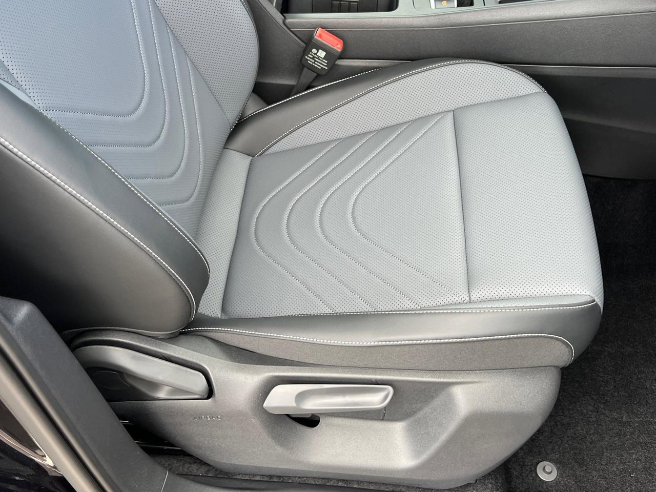 2025 Volkswagen Tiguan 2.0T SE R-Line Black Hagerstown MD