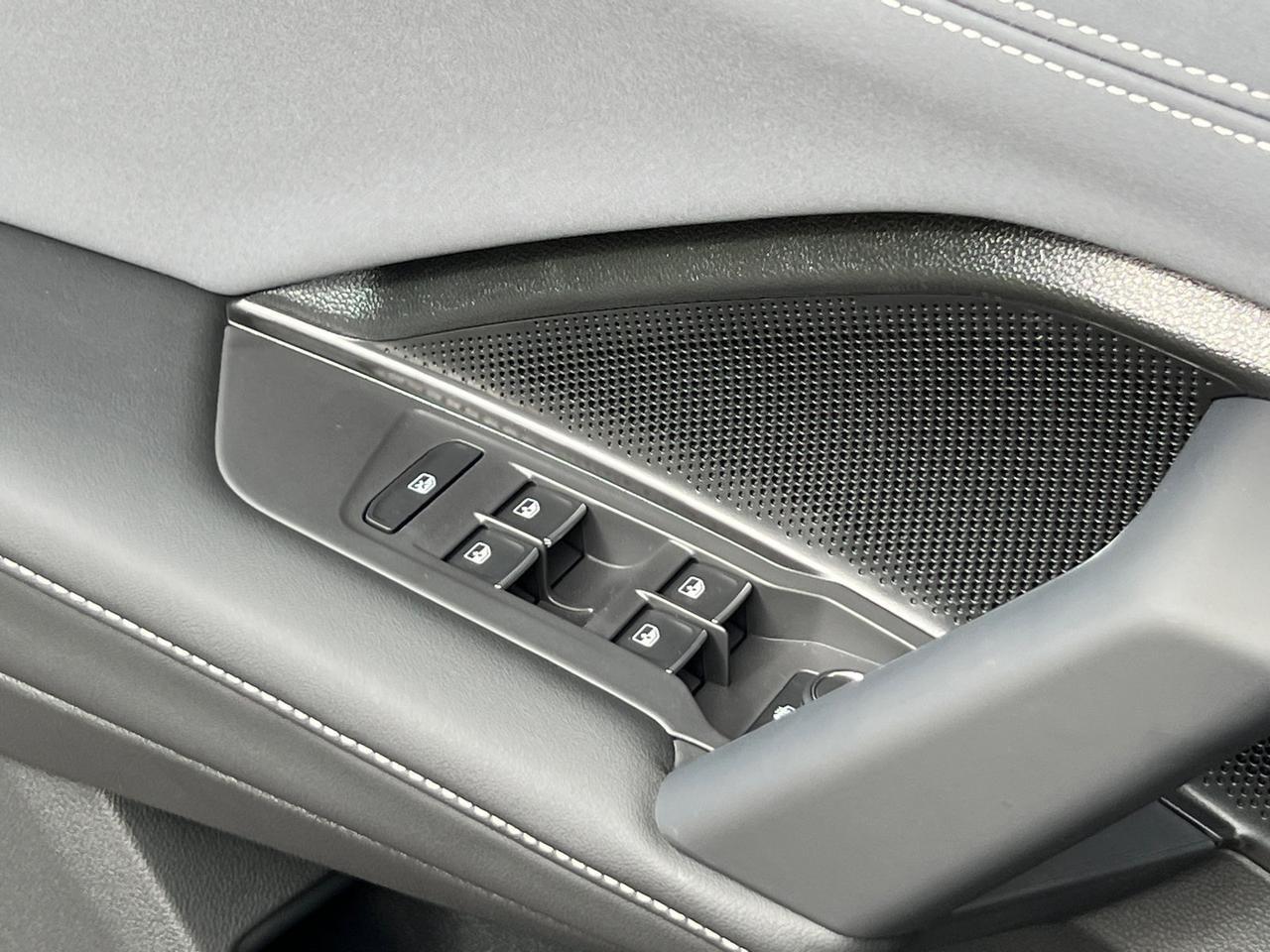 2025 Volkswagen Tiguan 2.0T SE R-Line Black Hagerstown MD