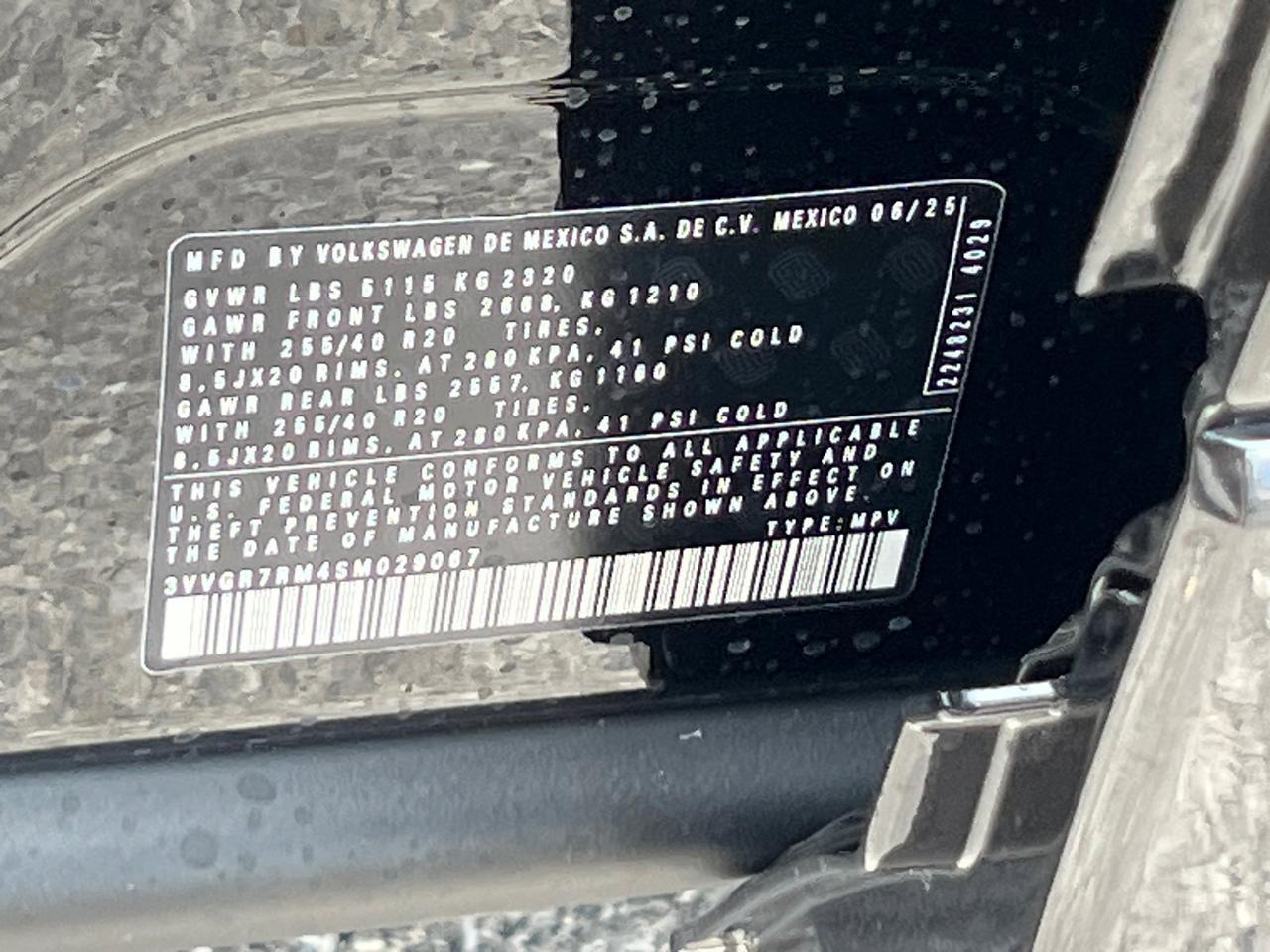 2025 Volkswagen Tiguan 2.0T SE R-Line Black Hagerstown MD