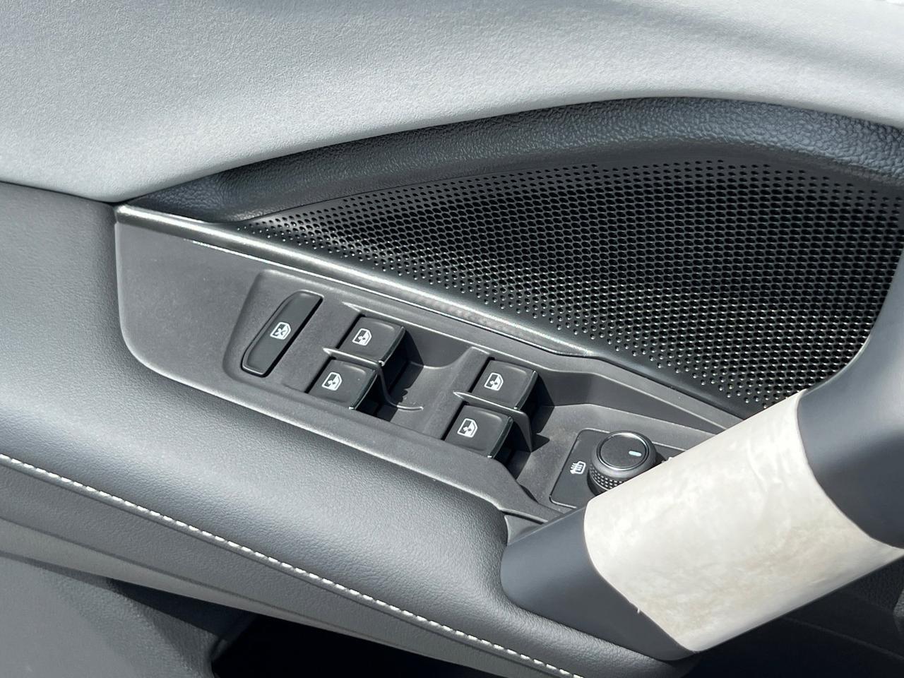 2025 Volkswagen Tiguan 2.0T SE R-Line Black Hagerstown MD