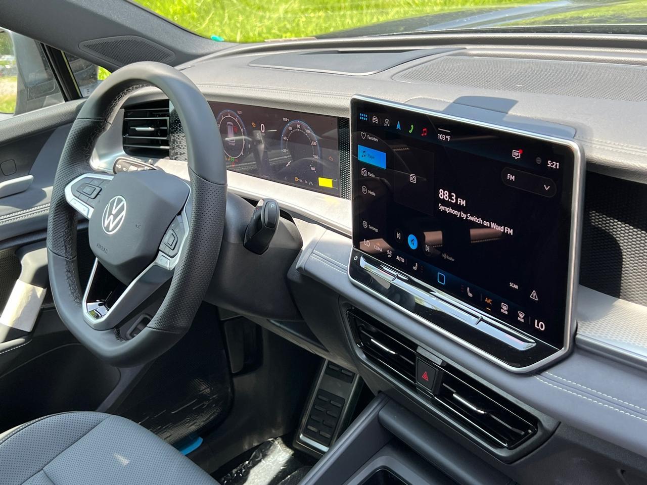 2025 Volkswagen Tiguan 2.0T SE R-Line Black Hagerstown MD