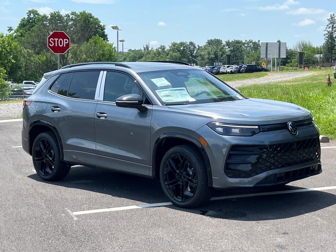 2025 Volkswagen Tiguan 2.0T SE R-Line Black Hagerstown MD