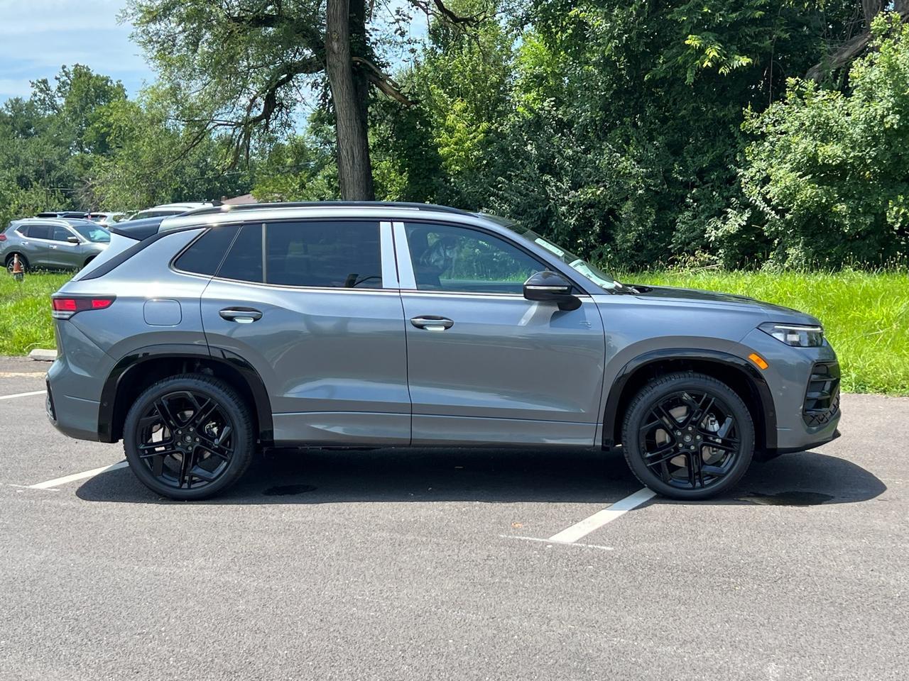 2025 Volkswagen Tiguan 2.0T SE R-Line Black Hagerstown MD