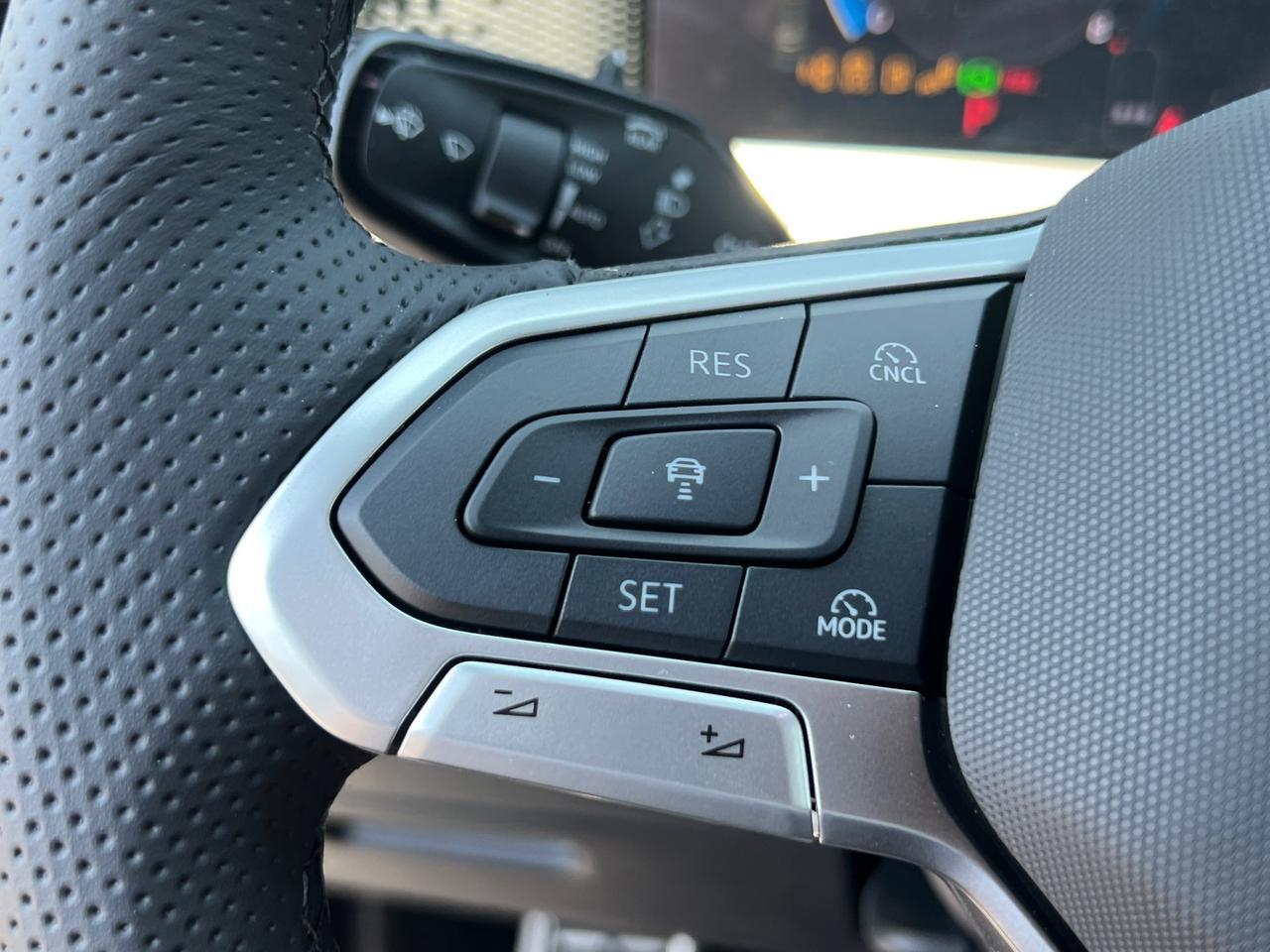 2025 Volkswagen Tiguan 2.0T SE R-Line Black Hagerstown MD
