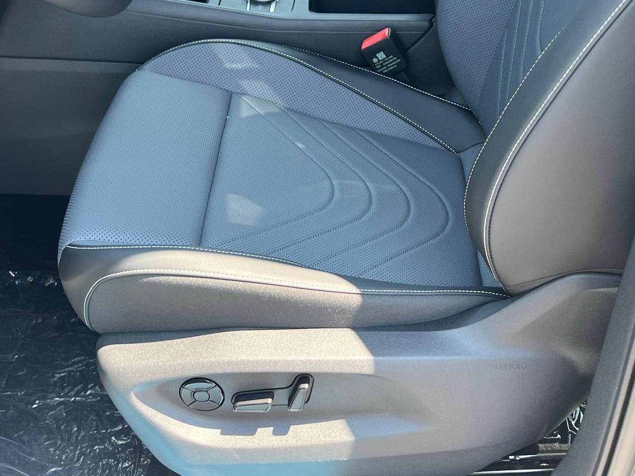 2025 Volkswagen Tiguan 2.0T SE R-Line Black Hagerstown MD