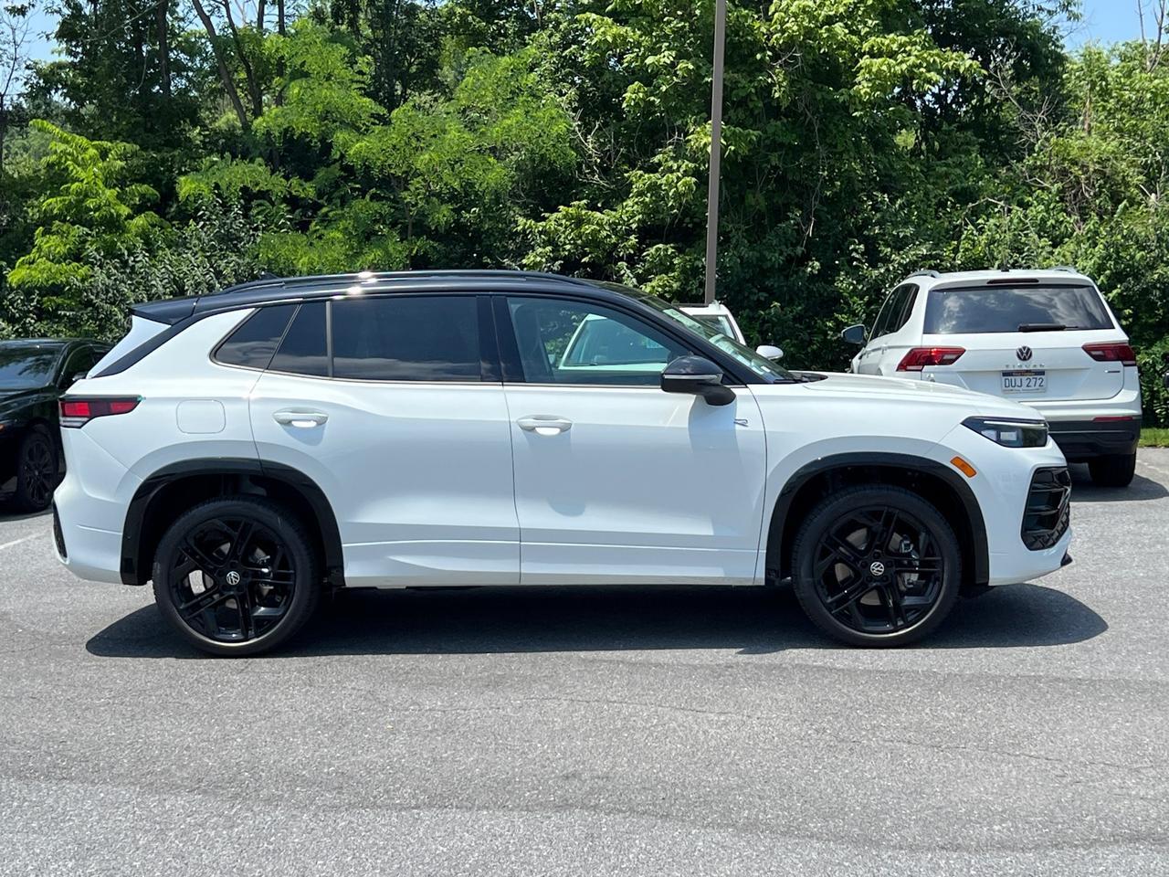 2025 Volkswagen Tiguan 2.0T SE R-Line Black Hagerstown MD