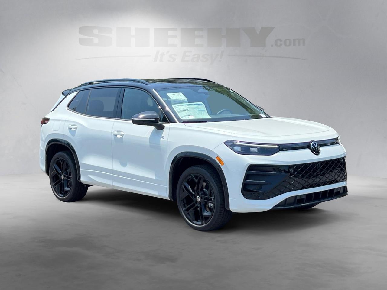 2025 Volkswagen Tiguan 2.0T SE R-Line Black Hagerstown MD