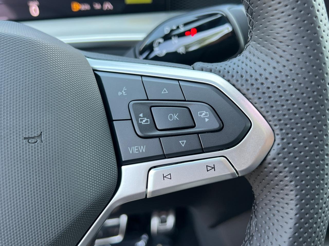 2025 Volkswagen Tiguan 2.0T SE R-Line Black Hagerstown MD