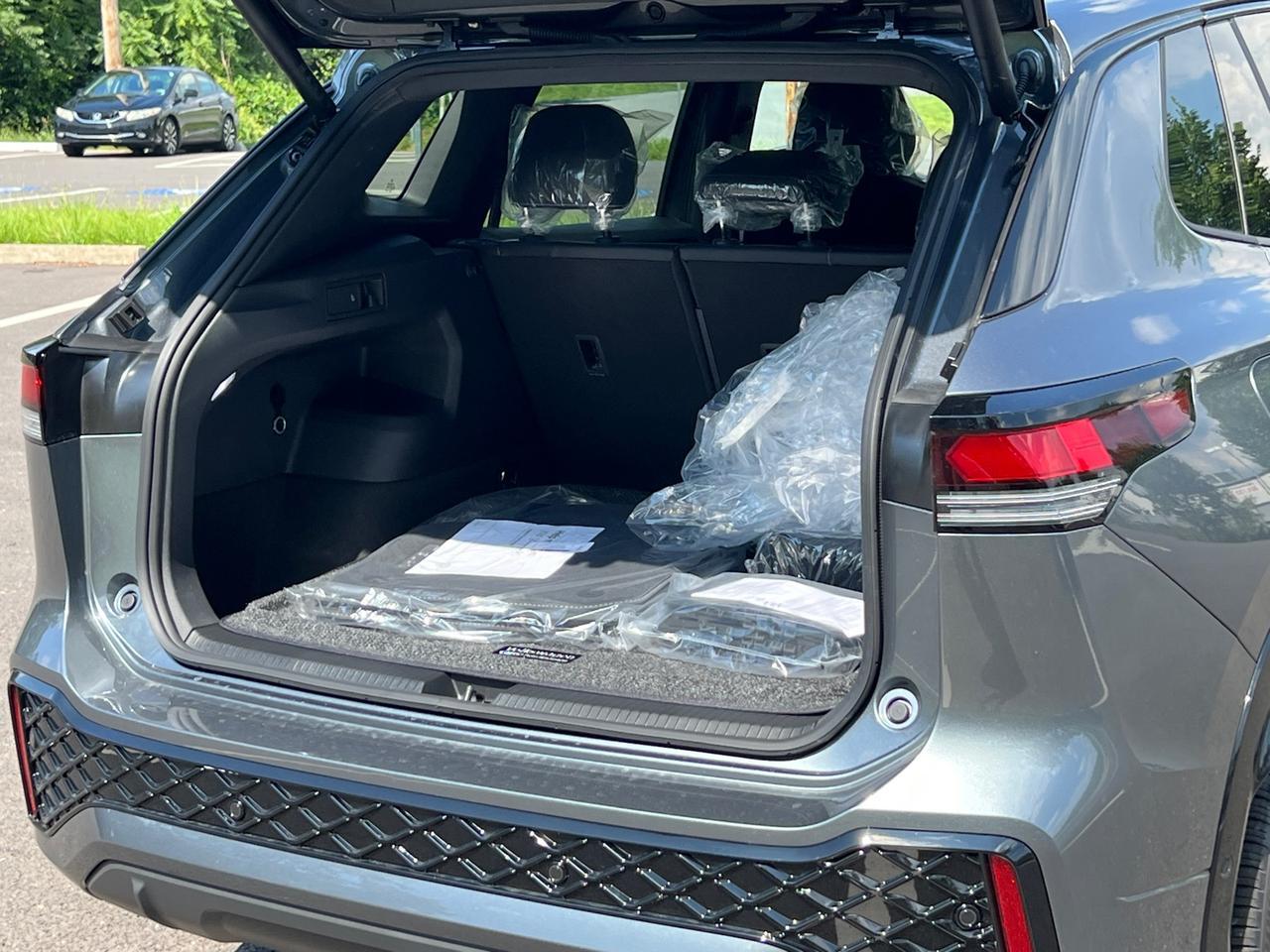 2025 Volkswagen Tiguan 2.0T SE R-Line Black Hagerstown MD