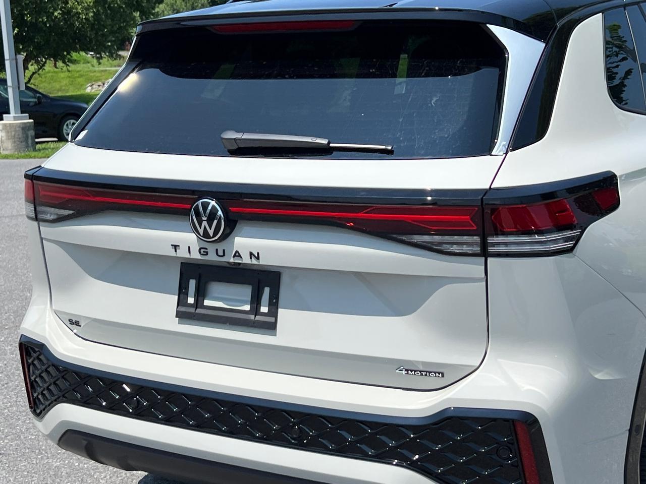 2025 Volkswagen Tiguan 2.0T SE R-Line Black Hagerstown MD