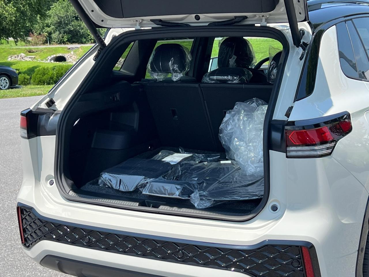 2025 Volkswagen Tiguan 2.0T SE R-Line Black Hagerstown MD