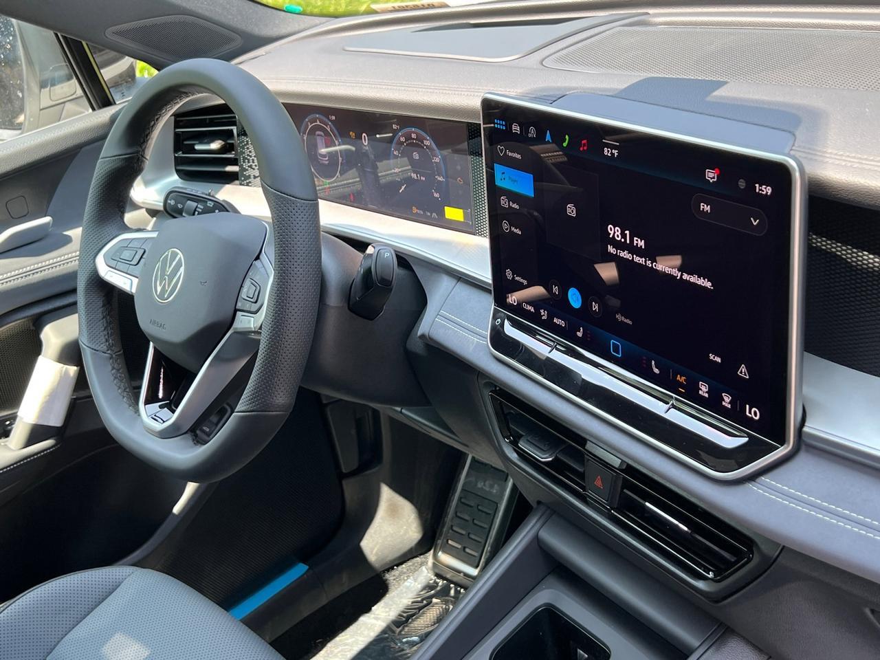 2025 Volkswagen Tiguan 2.0T SE R-Line Black Hagerstown MD