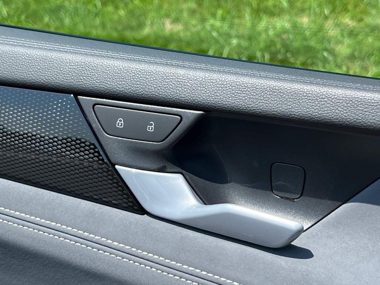 2025 Volkswagen Tiguan 2.0T SE R-Line Black Hagerstown MD