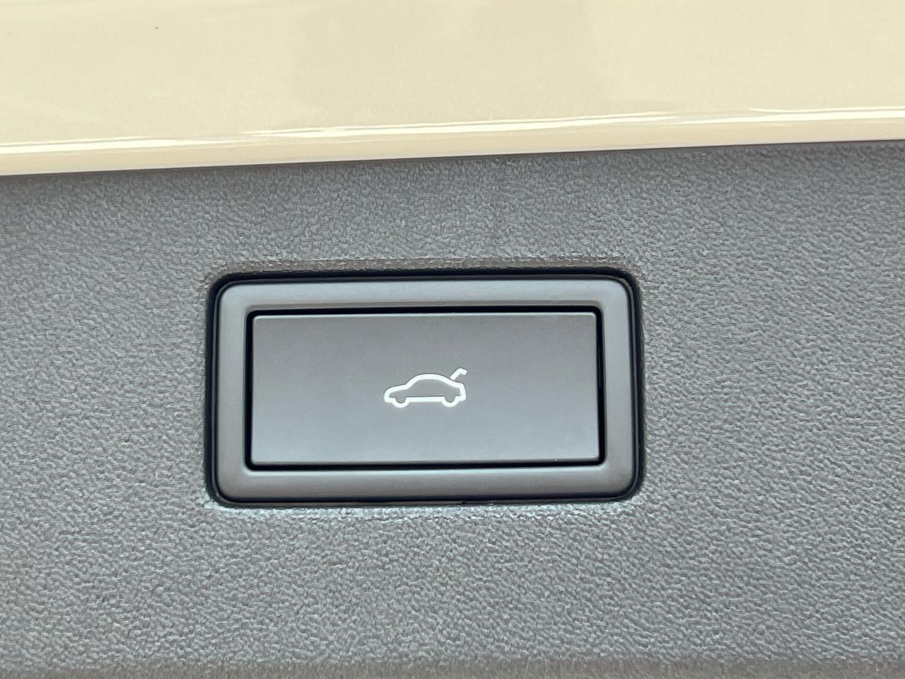 2025 Volkswagen Tiguan 2.0T SE R-Line Black Hagerstown MD