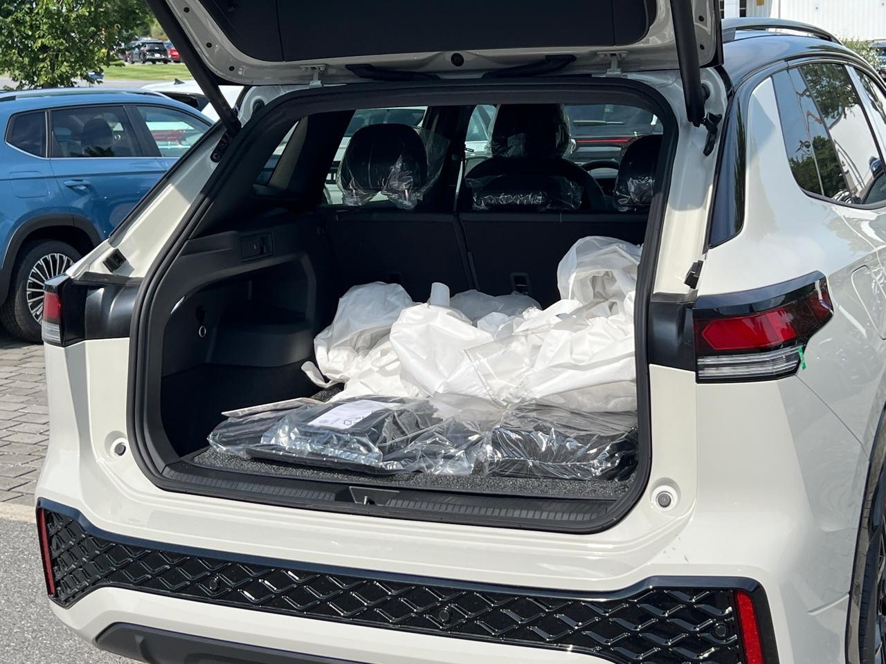 2025 Volkswagen Tiguan 2.0T SE R-Line Black Hagerstown MD