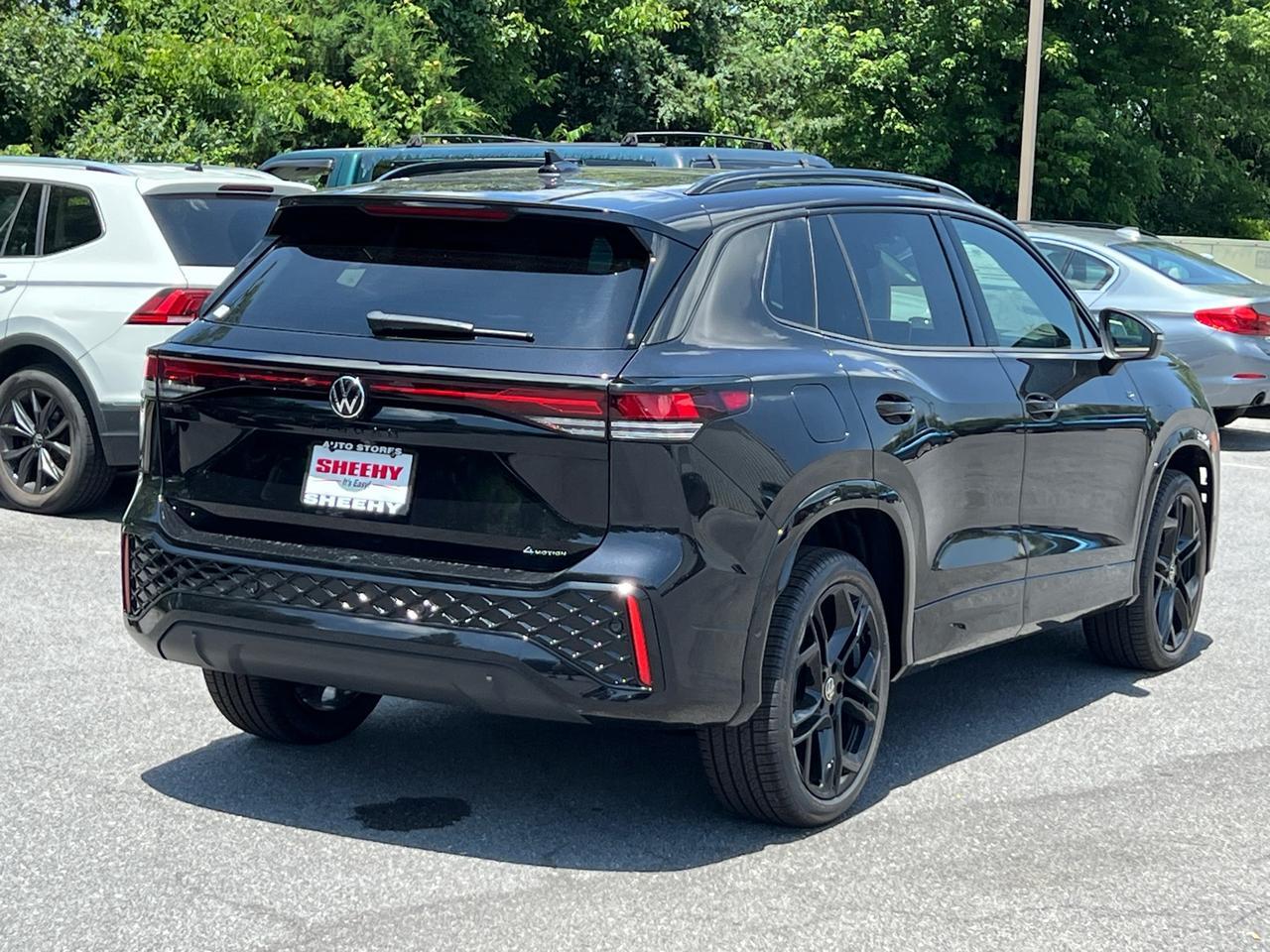 2025 Volkswagen Tiguan 2.0T SE R-Line Black Hagerstown MD